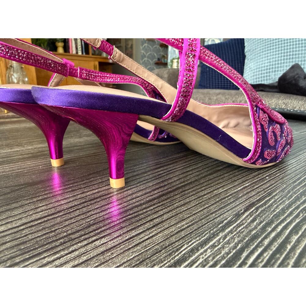 Betsey Johnson Bonney Dark Purple Rhinestone Cheetah Pumps Sz. 8.5 - Picture 3 of 10